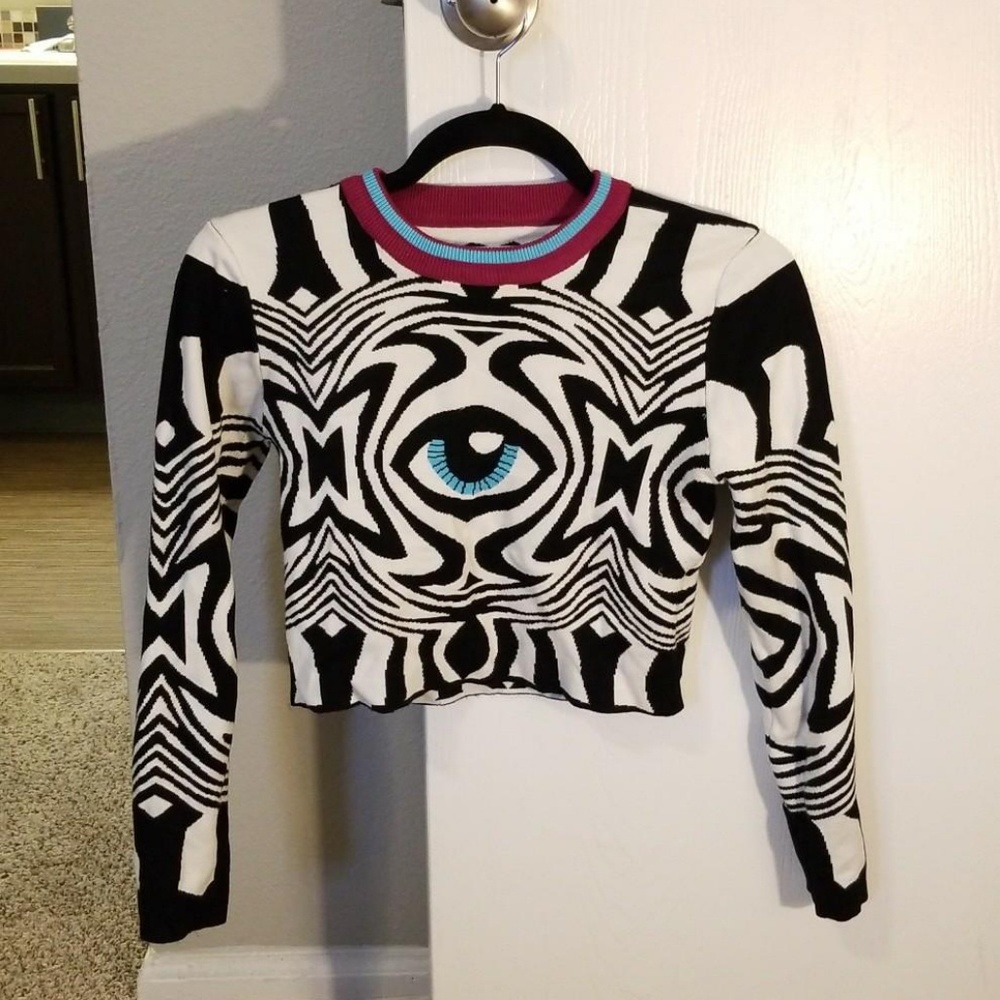UNIF Alice Top NWOT sweater crop top EVIL EYE